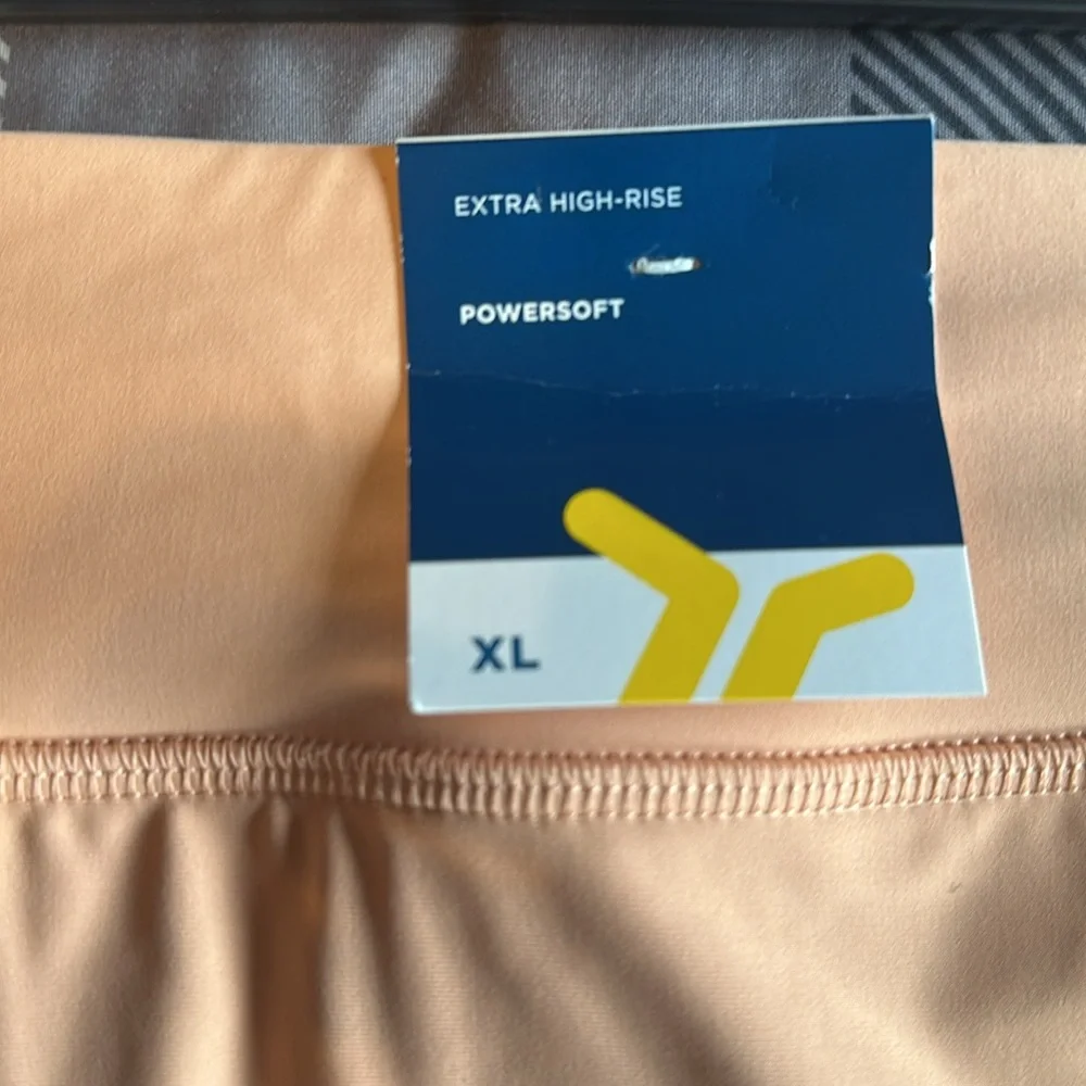 Old Navy Set - Picture 7 of 9